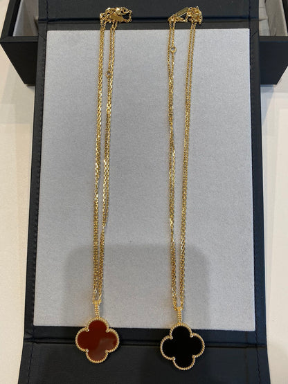 [：Polaidi Jewelry]CLOVER 25MM NECKLACE GOLD CARNELIAN