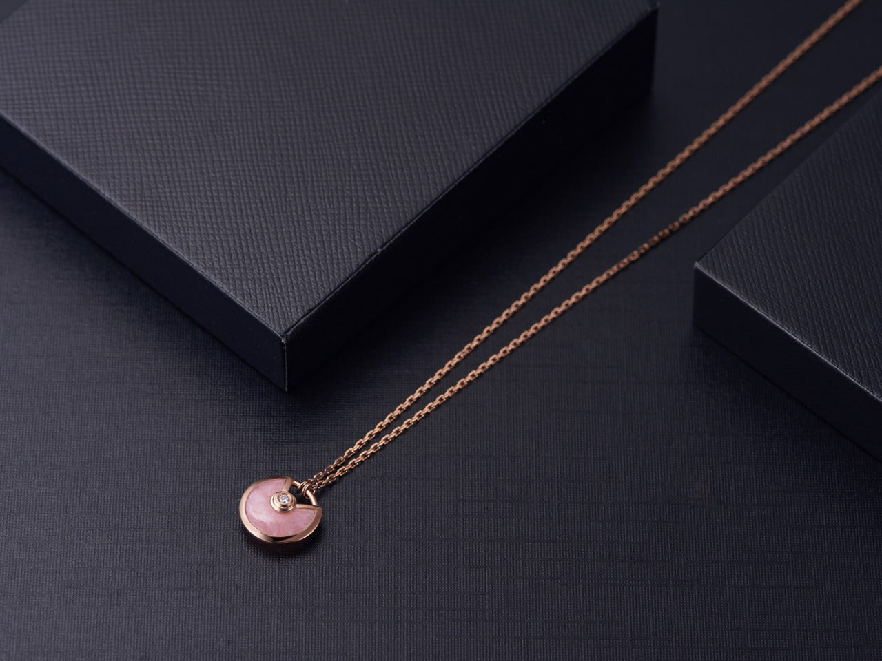 [Polaidi Jewelry]AMULETTE ROSE GOLD PINK MOP NECKLACE