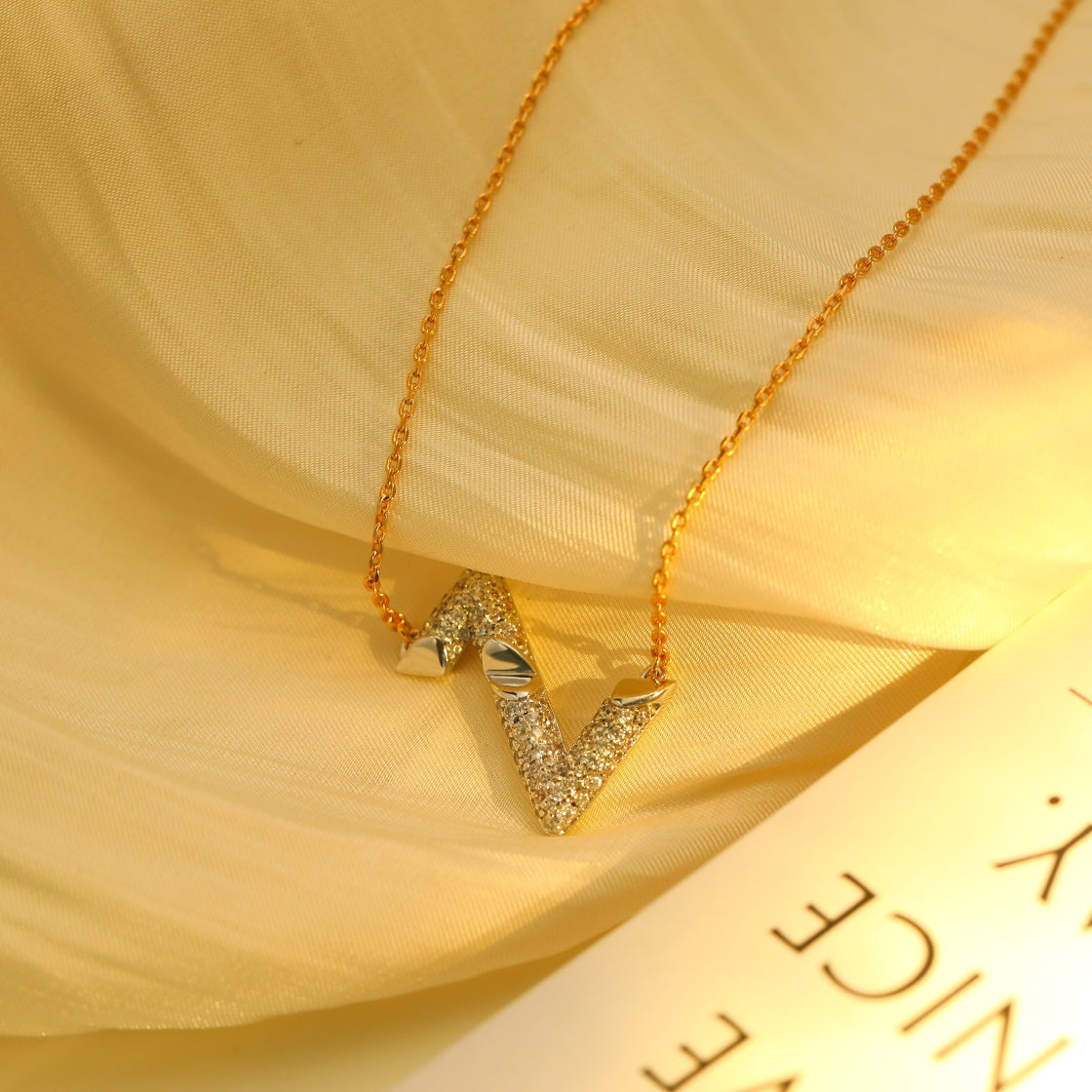 [：Polaidi Jewelry]ボルト シルバー ダイヤモンド ペンダントネックレス