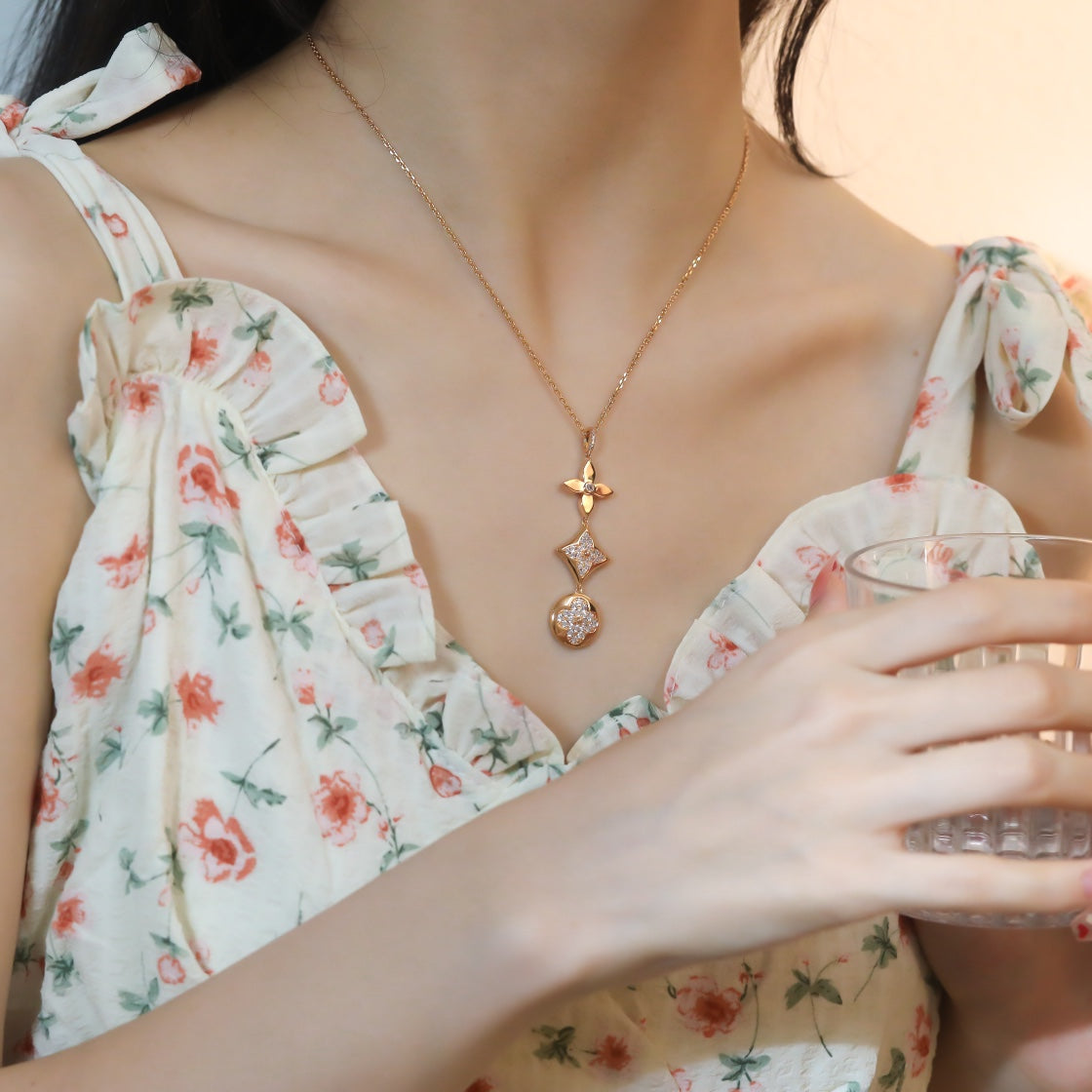 [：Polaidi Jewelry]スターアンドサン ダイヤモンドピンクゴールドネックレス