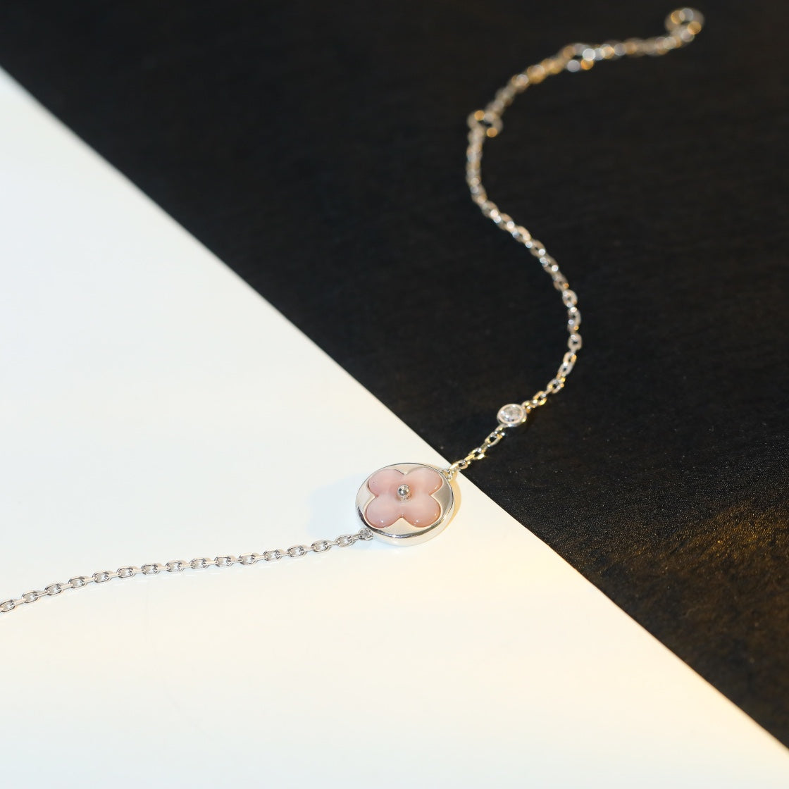 [：Polaidi Jewelry]SUN MOTIF PINK MOP SILVER BRACELET
