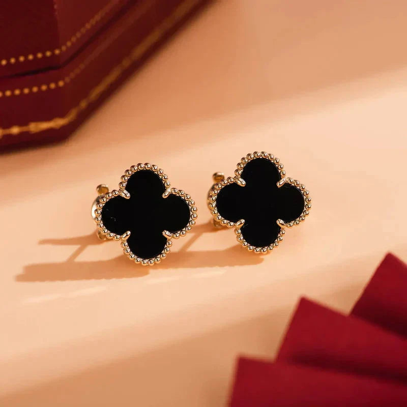 [：Polaidi Jewelry]CLOVER MEDIUM 1 MOTIFS  ONYX STUD EARRINGS