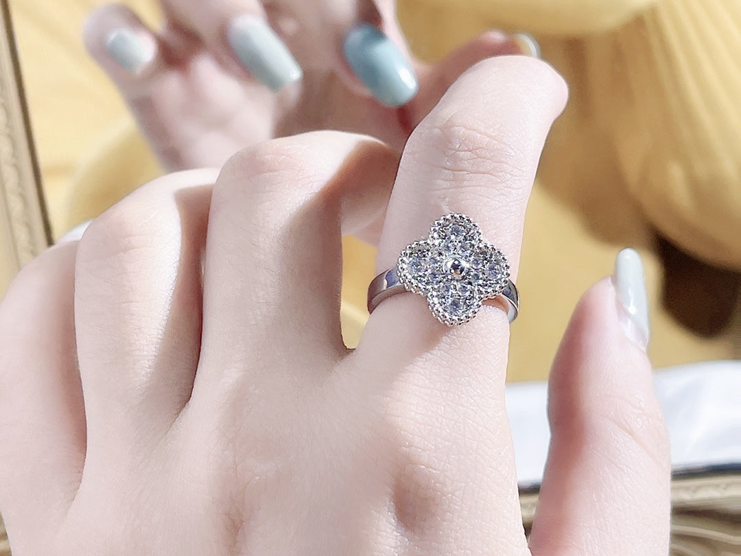 [：Polaidi Jewelry]CLOVER DIAMOND RING