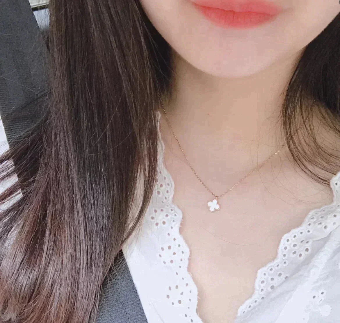 [：Polaidi Jewelry]CLOVER MINI 9.5MM WHITE MOTHER-OF-PEARL NECKLACE