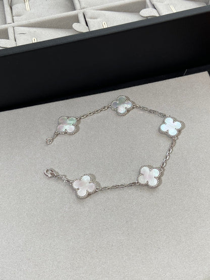 [：Polaidi Jewelry]CLOVER SILVER MOP 5 MOTIF BRACELET