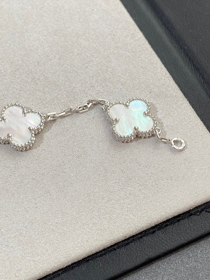 [Polaidi Jewelry]CLOVER WHITE PEARL MOP 5 MOTIF BRACELET COLLECTION