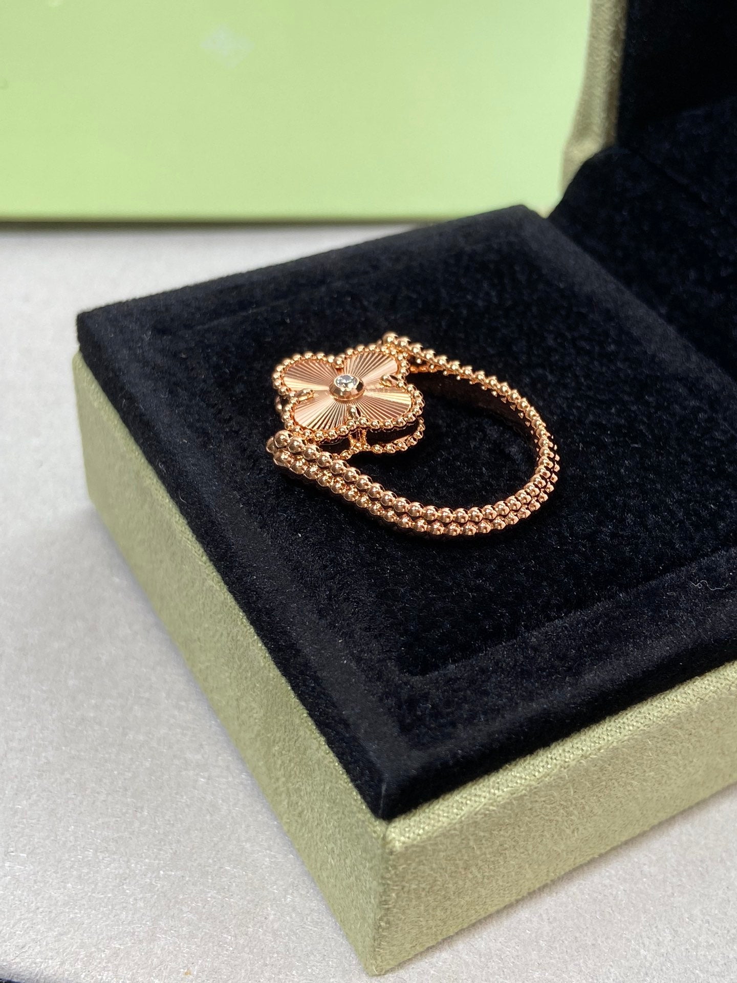 [Polaidi Jewelry]CLOVER RIVERSIBLE ROSE GOLD RING