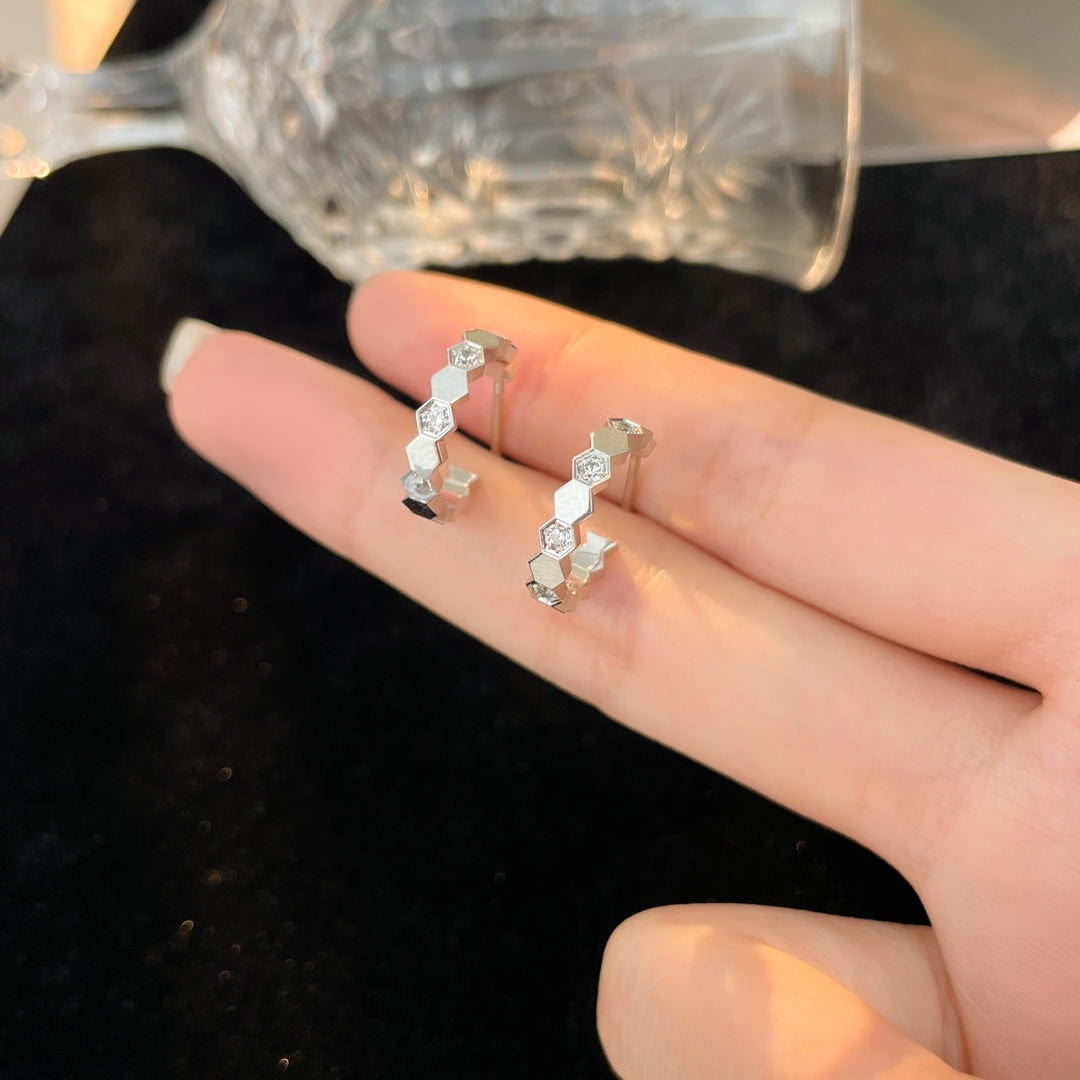 [Polaidi Jewelry]BEE LOVE DIAMOND HOOP EARRINGS