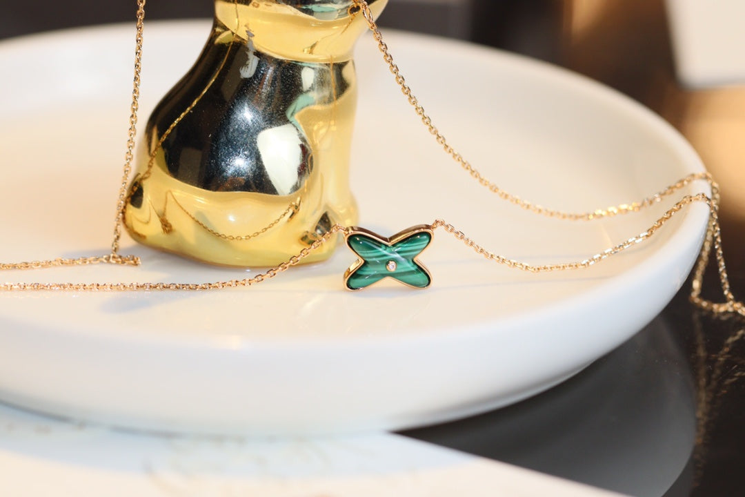 [Polaidi Jewelry]JEUX MALACHITE 1 DIAMOND PINK GOLD NECKLACE