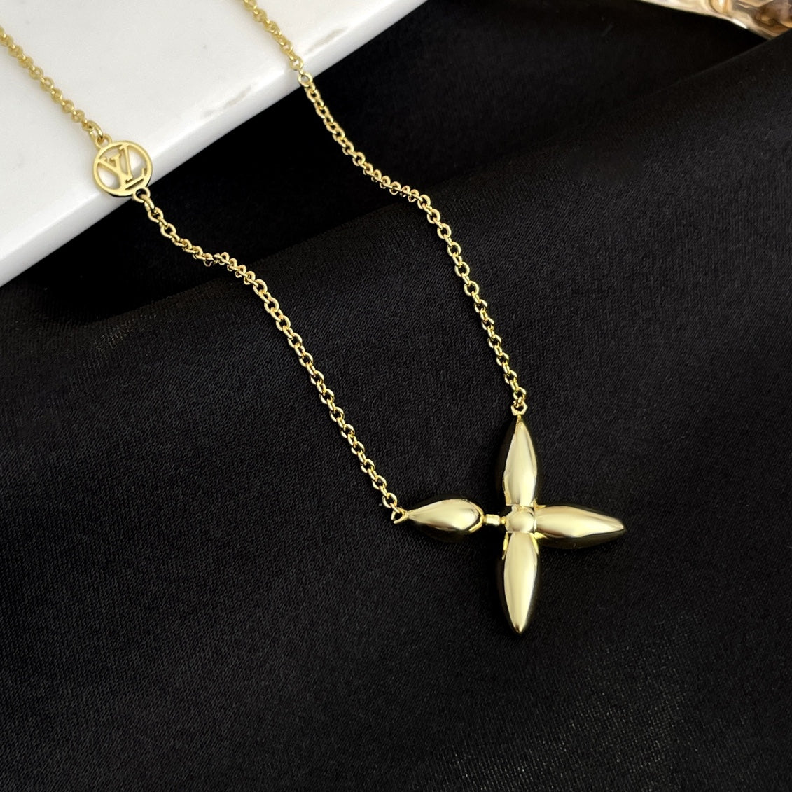 [：Polaidi Jewelry]LOUISETTE GOLD NECKLACE