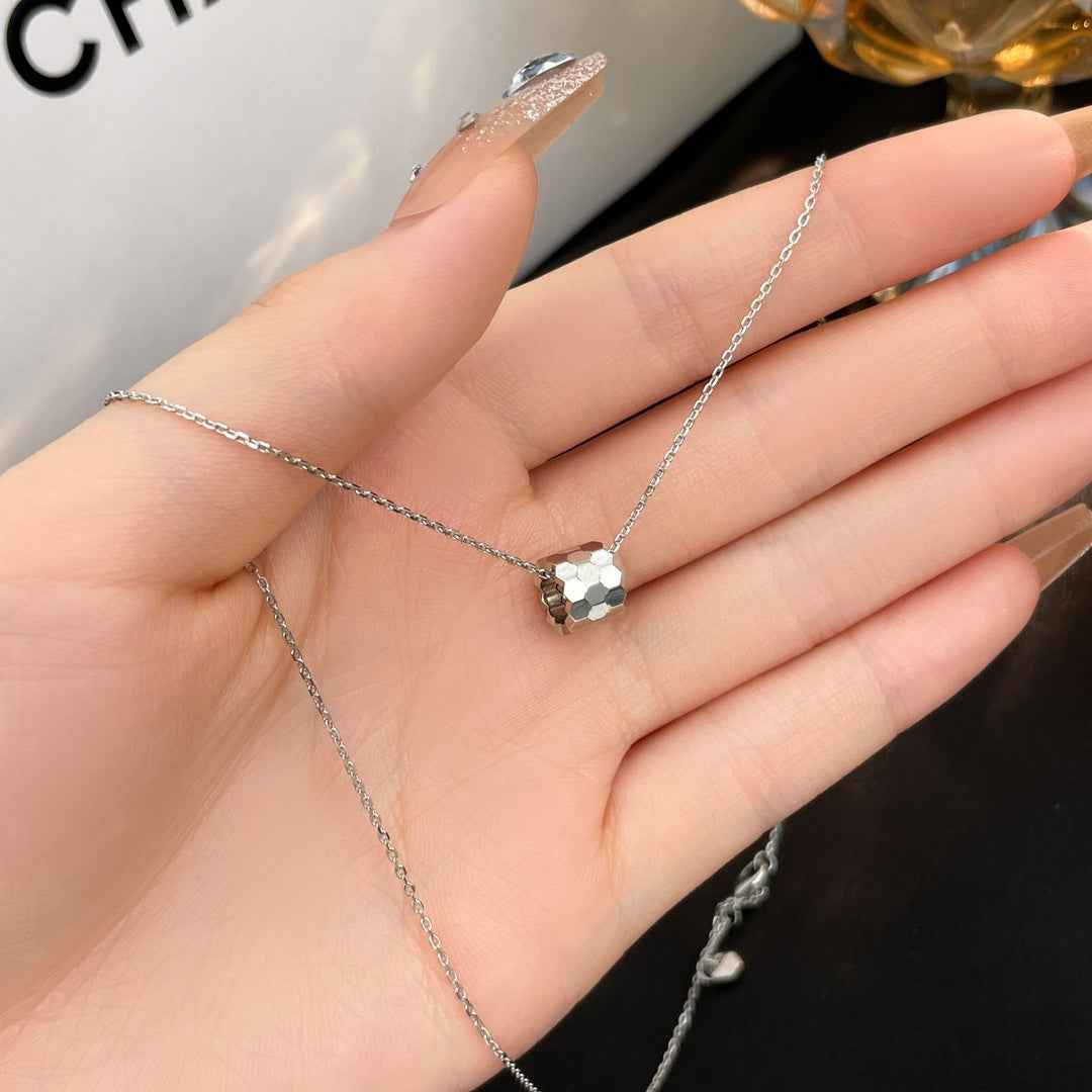 [：Polaidi Jewelry]BEE MINI NECKLACE