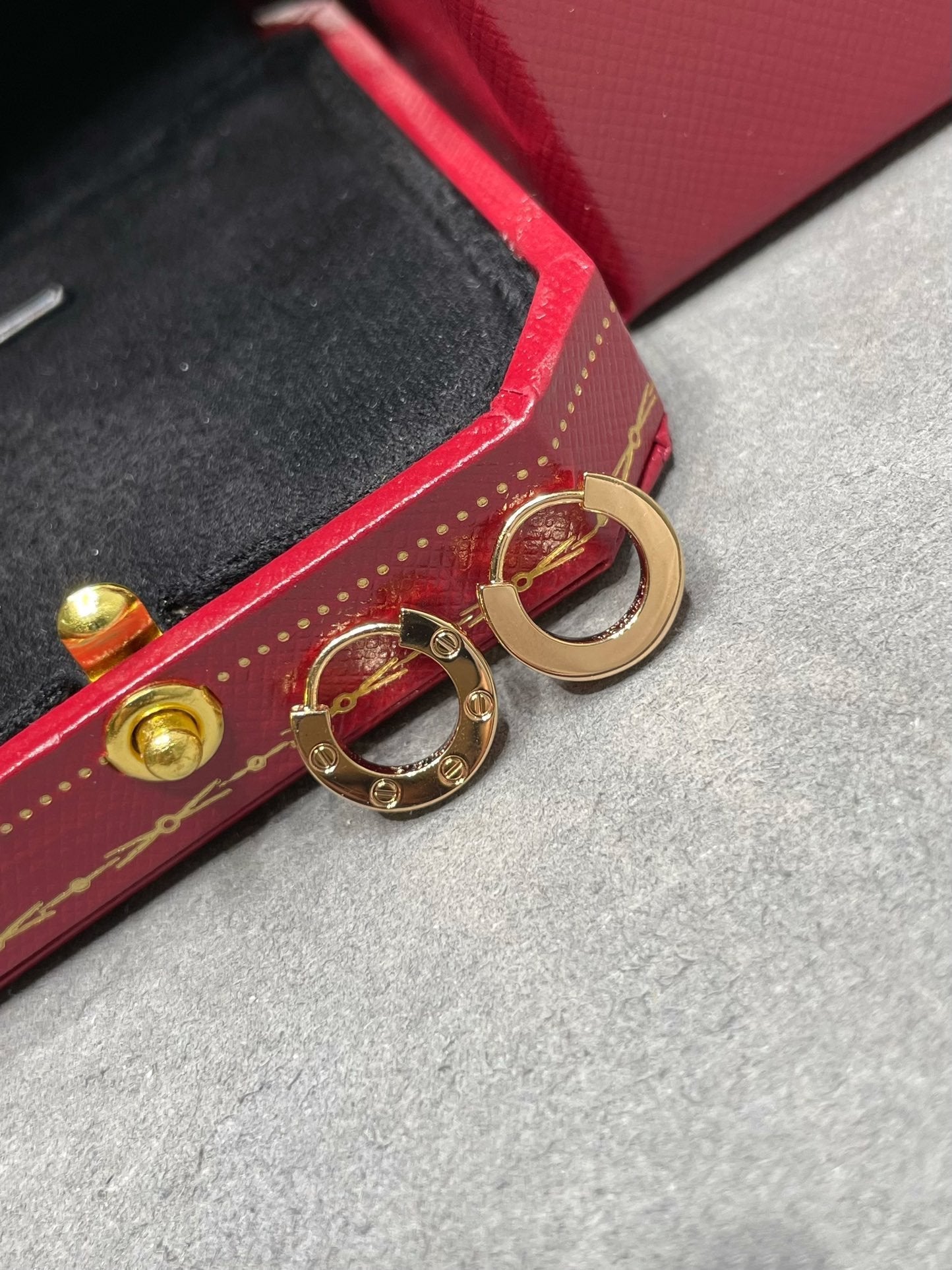 [Polaidi Jewelry]LOVE MINI EARRINGS