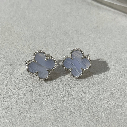[Polaidi Jewelry]CLOVER CHALCEDONY SILVER STUD EARRINGS