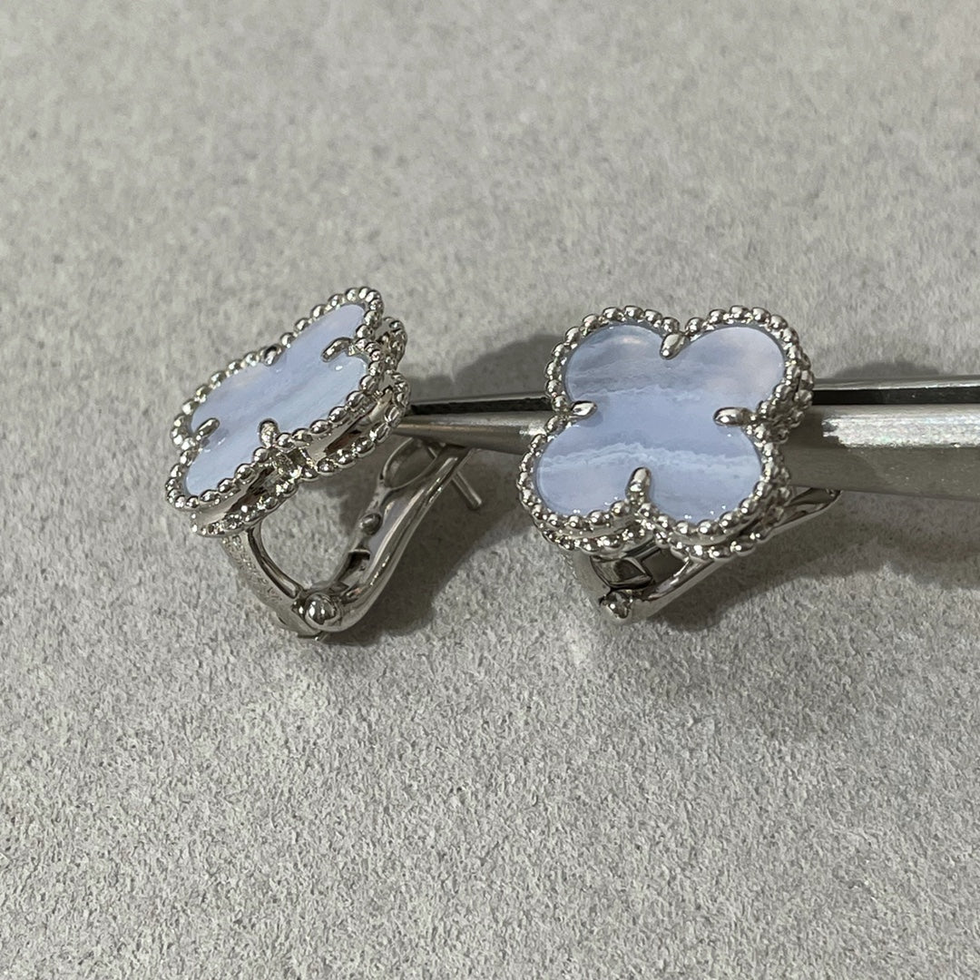 [：Polaidi Jewelry]CLOVER CHALCEDONY SILVER STUD EARRINGS