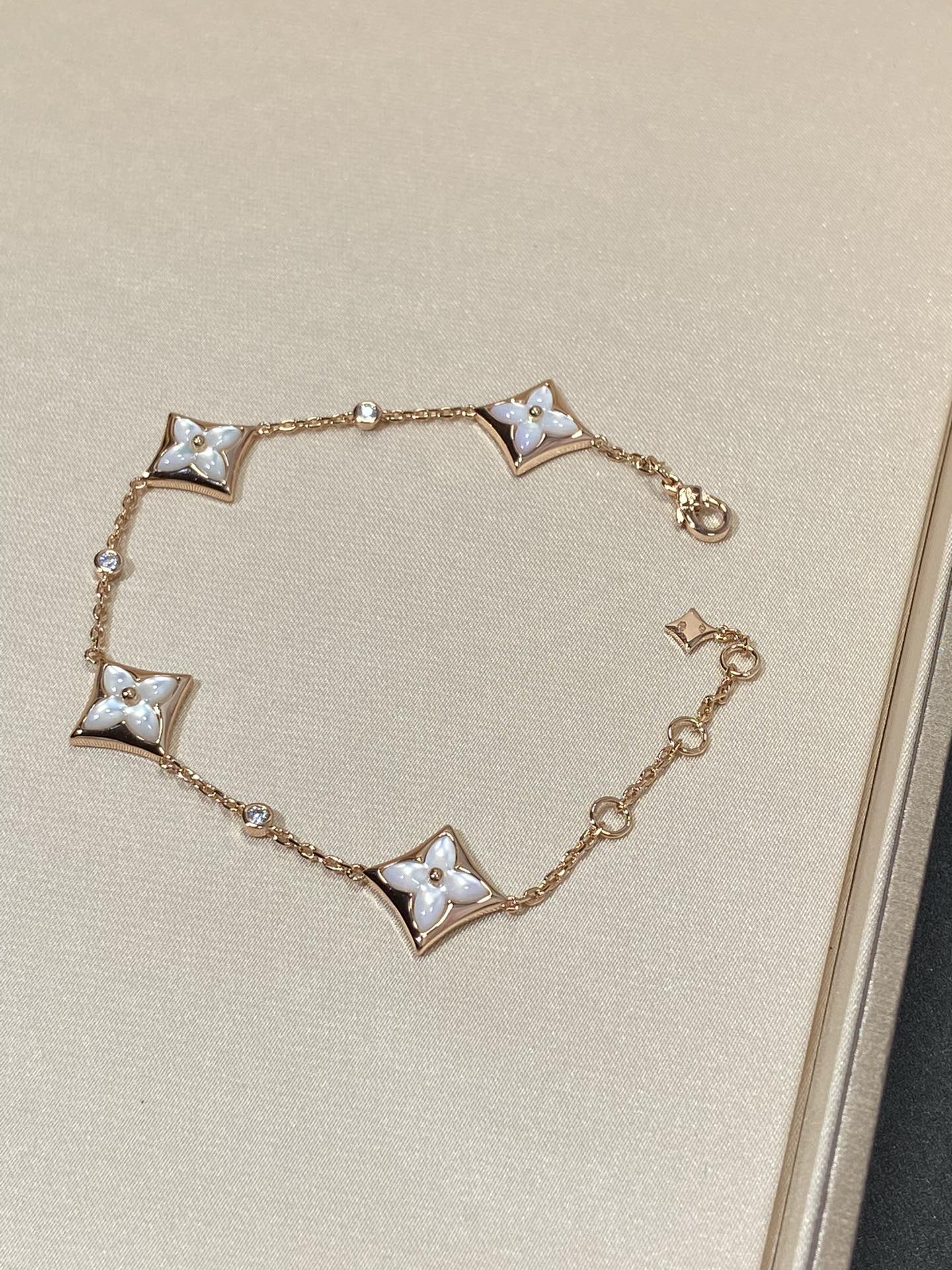 [：Polaidi Jewelry]STAR 4 MOTIF MOP DIAMOND PINK GOLD BRACELET