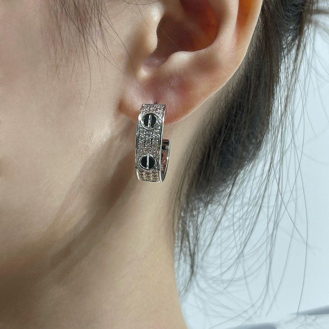 [：Polaidi Jewelry]LOVE CERAMIC DIAMOND PAVED SILVER EARRINGS