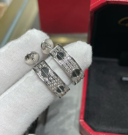 [Polaidi Jewelry]LOVE CERAMIC DIAMOND PAVED SILVER EARRINGS