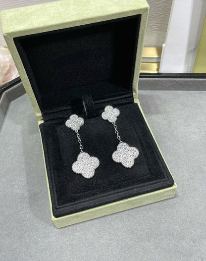 [Polaidi Jewelry]CLOVER 2 MOTIFS DIAMOND PAVED SILVER EARRINGS