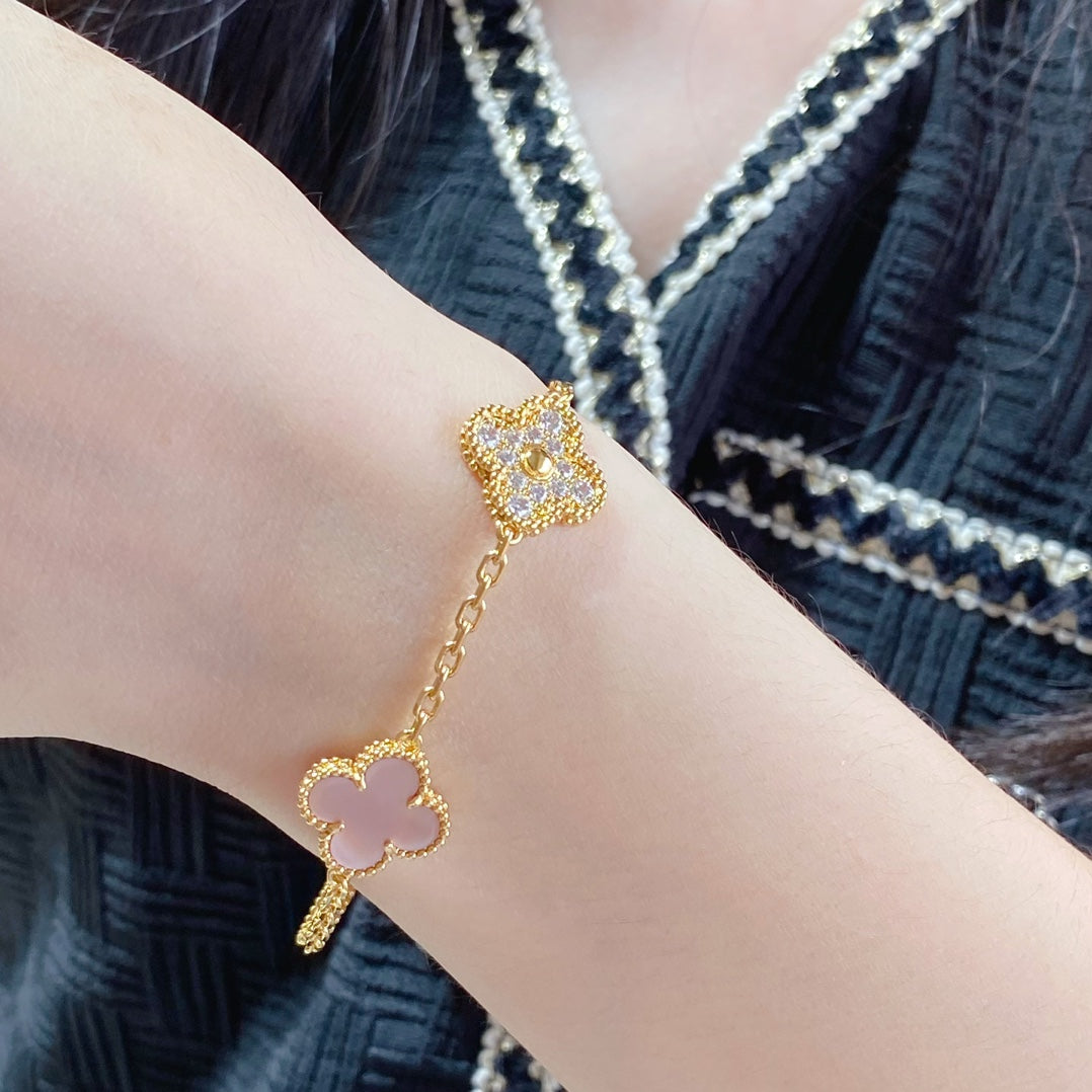 [：Polaidi Jewelry]CLOVER 5 MOTIF DIAMOND PINK MOP PINK GOLD BRACELET