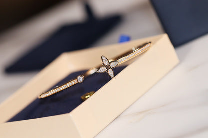 [：Polaidi Jewelry]IDYLLE GOLD OPEN BRACELET DIAMOND PAVED