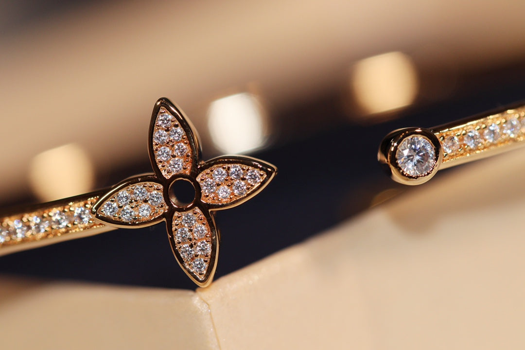 [：Polaidi Jewelry]IDYLLE GOLD OPEN BRACELET DIAMOND PAVED