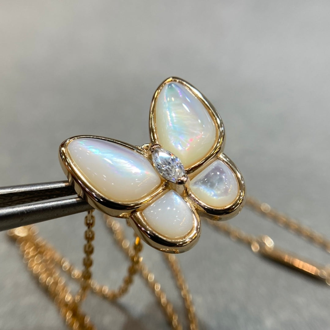 [：Polaidi Jewelry]BUTTERFLY MOP DIAMOND NECKLACE