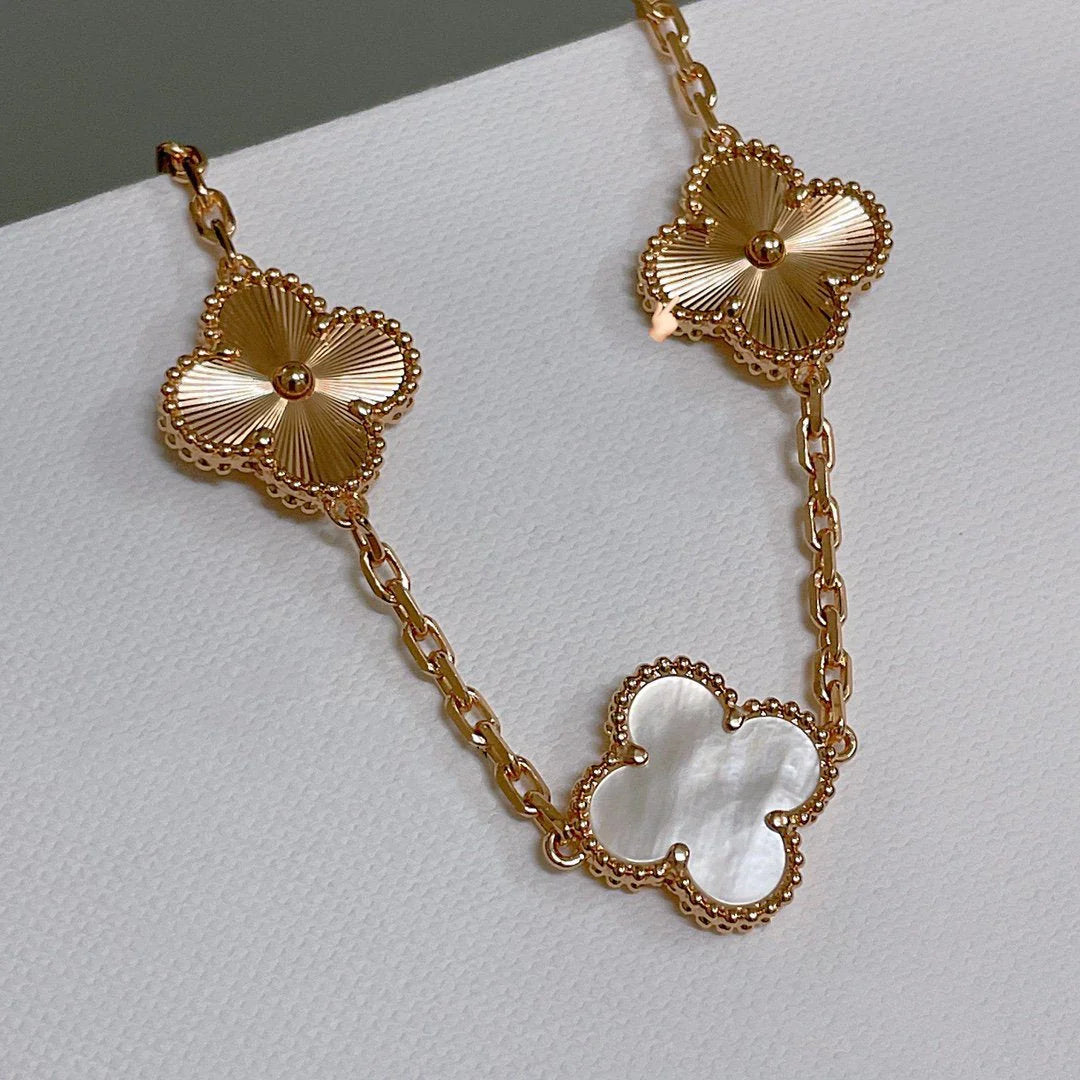 [Polaidi Jewelry]CLOVER WHITE PEARL MOP 5 MOTIF BRACELET COLLECTION