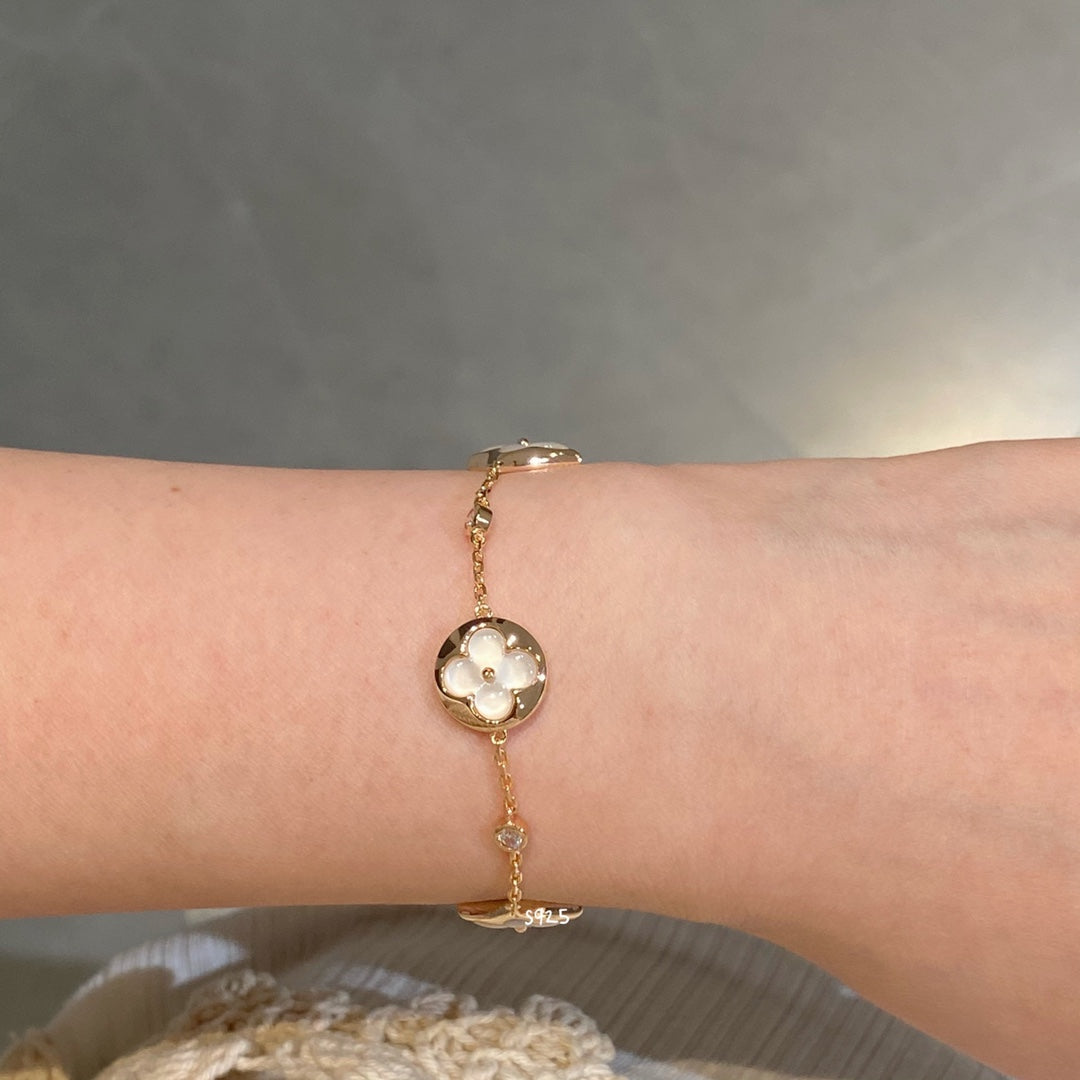 [Polaidi Jewelry]STAR AND SUN 4 MOTIF WHITE MOP PINK GOLD BRACELET