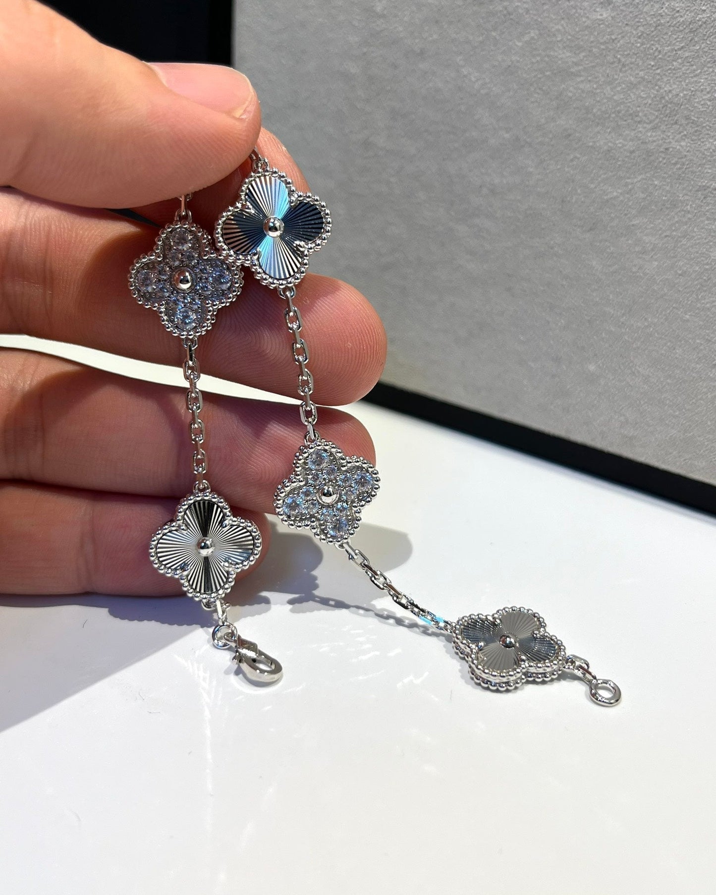 [：Polaidi Jewelry]CLOVER 5 MOTIF SILVER DIAMOND BRACELET