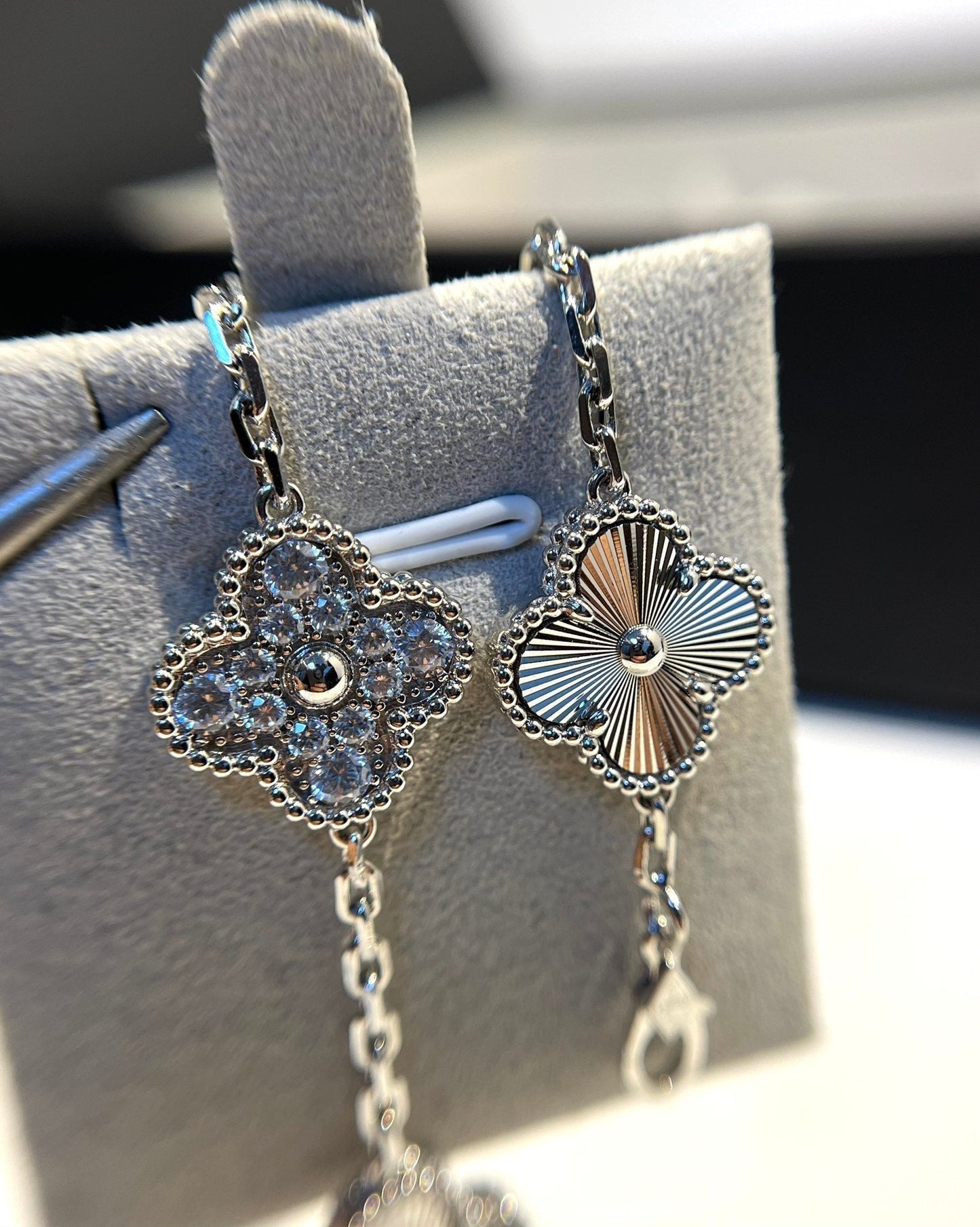 [：Polaidi Jewelry]CLOVER 5 MOTIF SILVER DIAMOND BRACELET