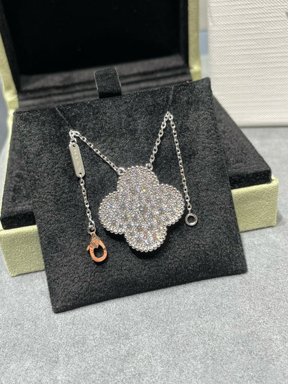 [Polaidi Jewelry]CLOVER 25MM LARGE PENDANT DIAMOND PAVED SILVER NECKLACE