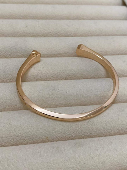 [Polaidi Jewelry]CLOU DE FORGE SQUARE CONE STUDS OPEN CUFF ONE SIZE