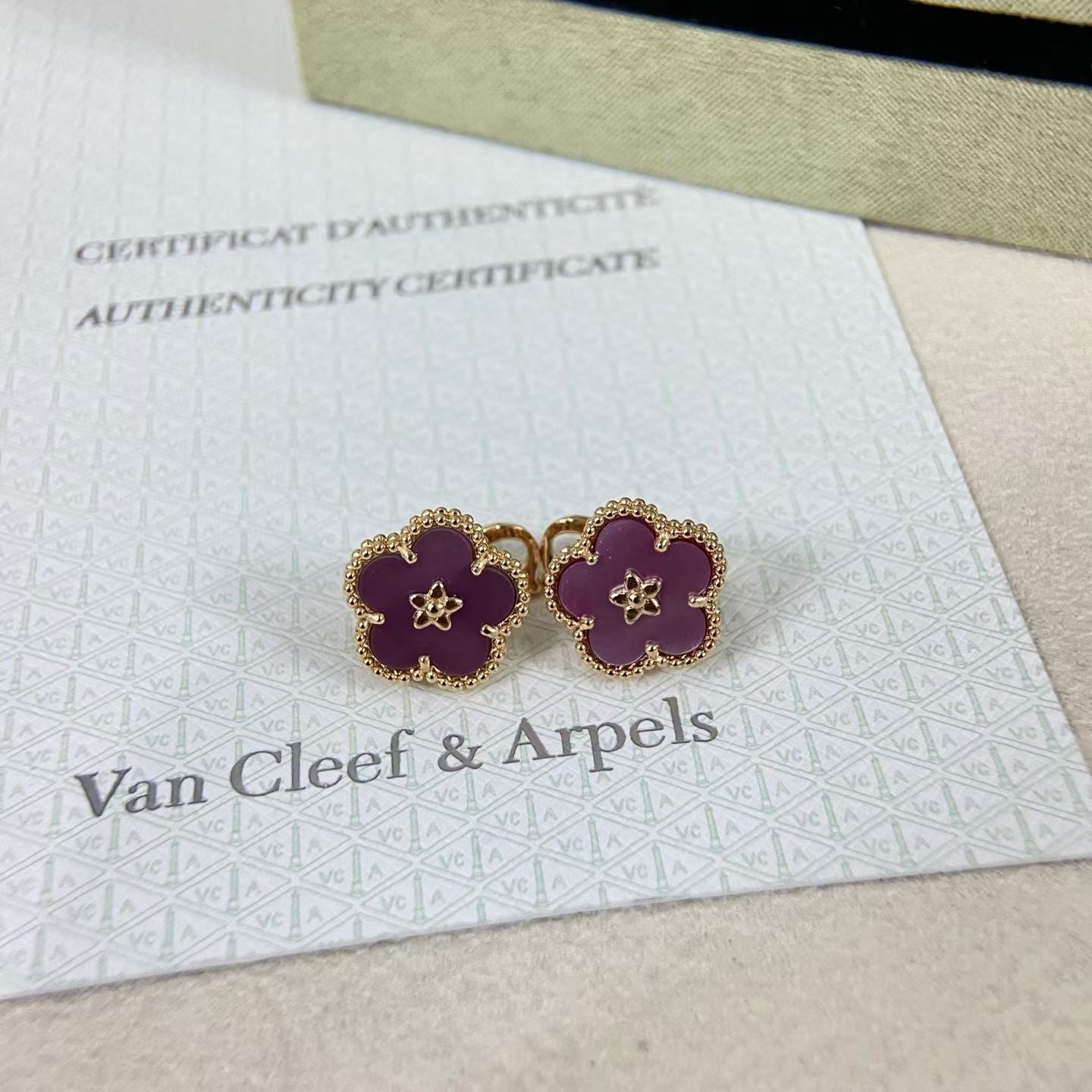 [Polaidi Jewelry]NEW PURPLE PLUM FRAGRANCE PLUM BLOSSOM GOLD EARRINGS