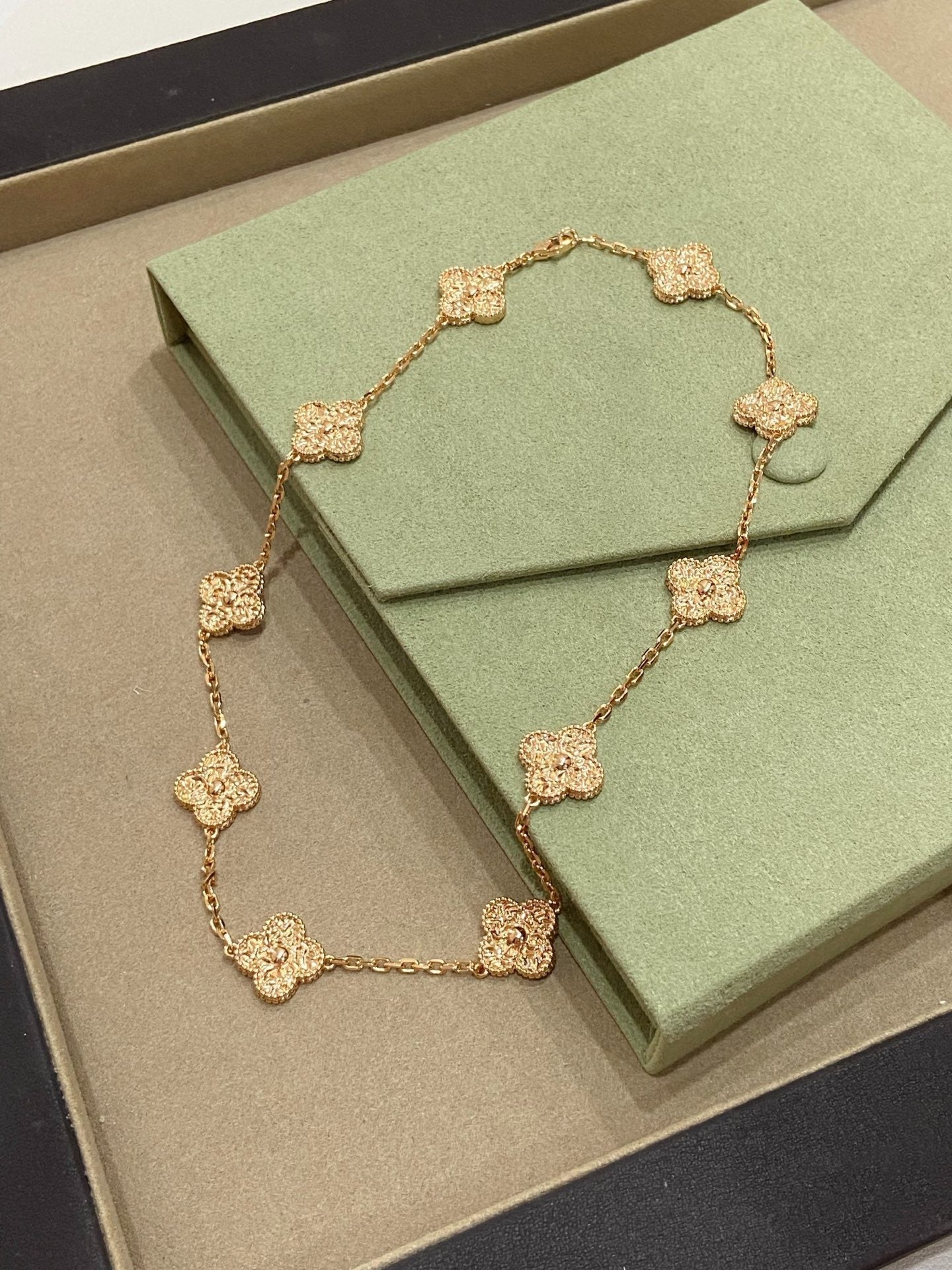 [Polaidi Jewelry]CLOVERS THE 10-MOTIFS NECKLACE