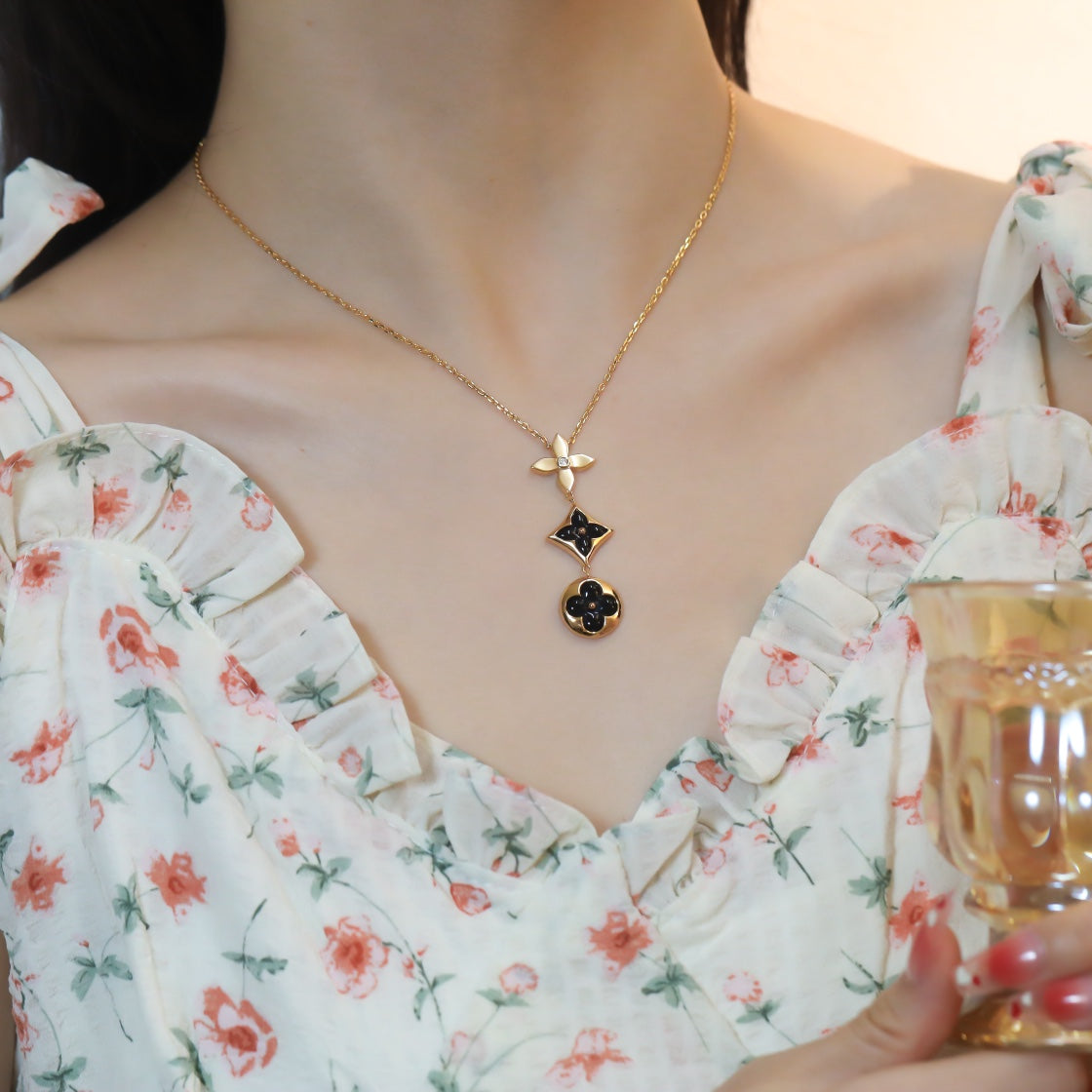 [Polaidi Jewelry]STAR AND SUN ONYX PINK GOLD NECKLACE