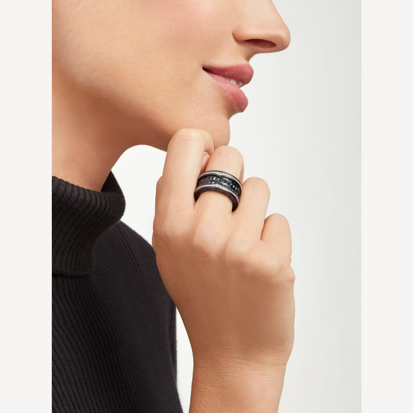 [Polaidi Jewelry]ZERO 1 ROCK FOUR-BAND BLACK CERAMIC WITH STUDDED SPIRAL AND PAVED DIAMONDS RING