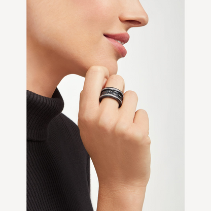 [Polaidi Jewelry]ZERO 1 ROCK FOUR-BAND BLACK CERAMIC WITH STUDDED SPIRAL AND PAVED DIAMONDS RING