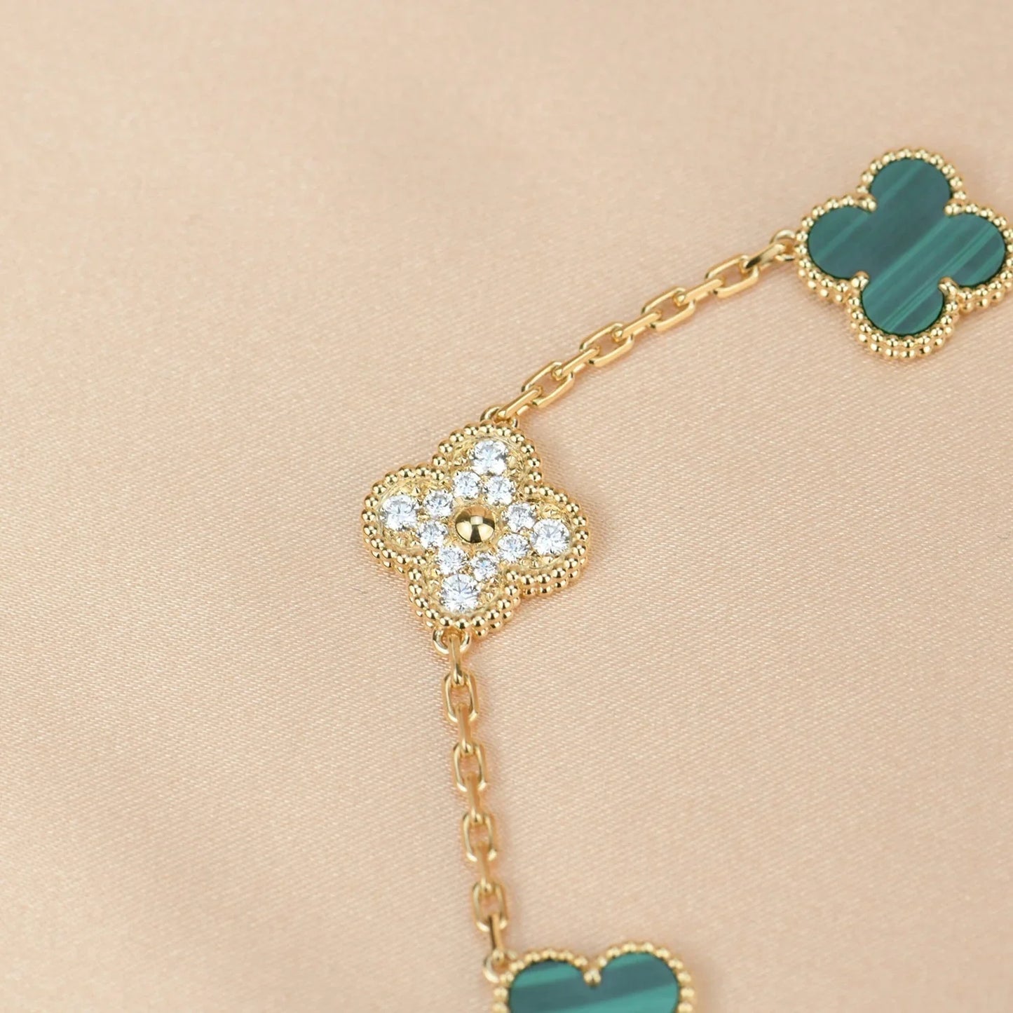 [Polaidi Jewelry] CLOVER 5 MOTIF MALACHITE BRACELET COLLECTION