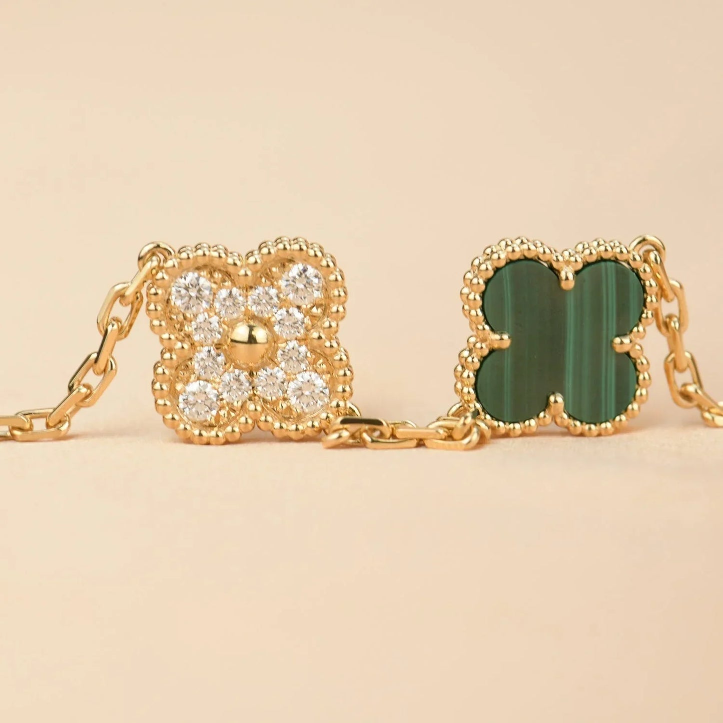[Polaidi Jewelry] CLOVER 5 MOTIF MALACHITE BRACELET COLLECTION