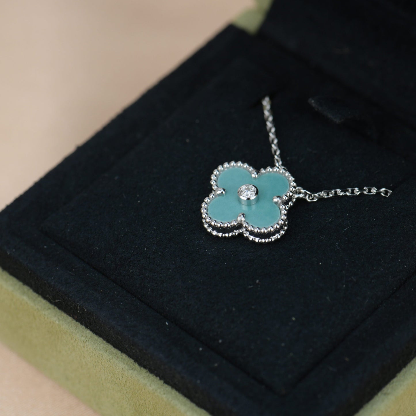 [Polaidi Jewelry]CLOVER 15MM DIAMOND SVRES PORCELAIN  NECKLACE SILVER