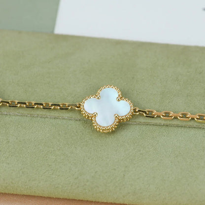 [Polaidi Jewelry]CLOVER WHITE PEARL MOP 5 MOTIF BRACELET COLLECTION