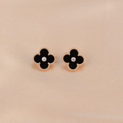 [：Polaidi Jewelry]CLOVER MEDIUM 1 MOTIFS ONYX DIAMOND EARRINGS