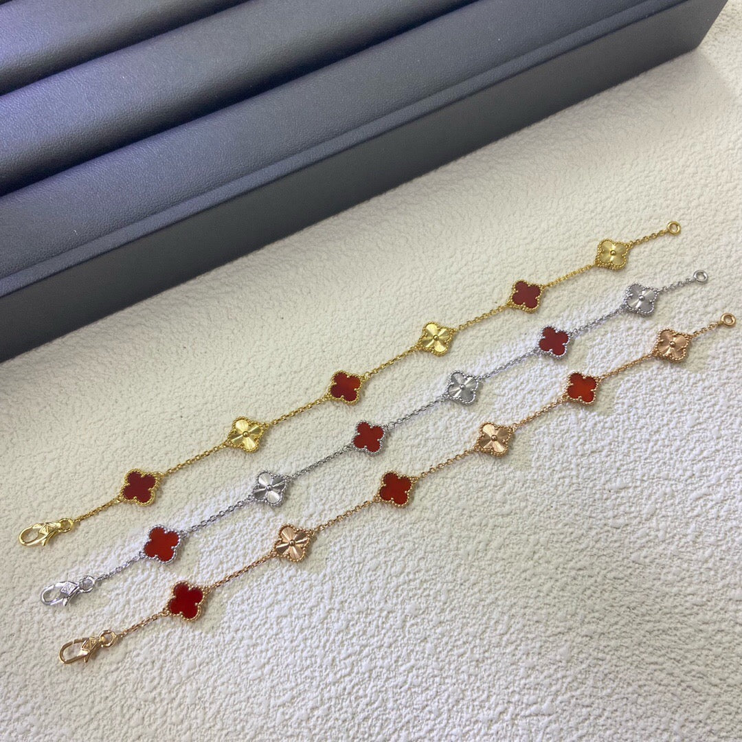 [：Polaidi Jewelry]CLOVER 6 MOTIF RED AGATE LASER BRACELET