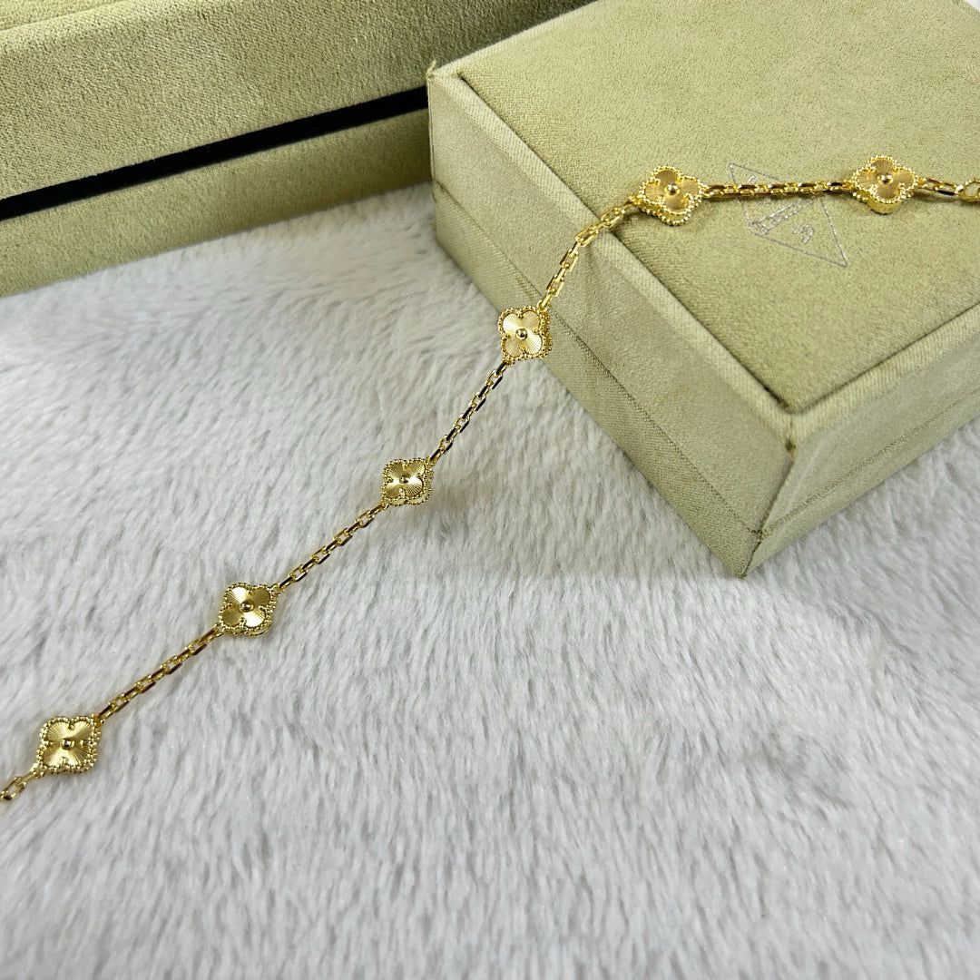 [：Polaidi Jewelry]CLOVER 6 MOTIF DIAMOND BRACELET