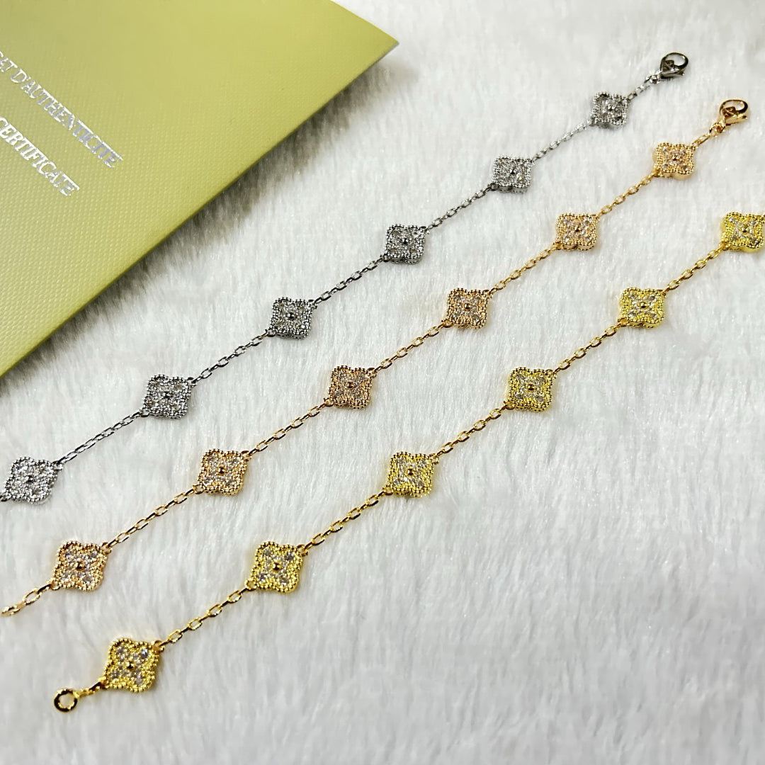 [Polaidi Jewelry]CLOVER 6 MOTIF DIAMOND BRACELET