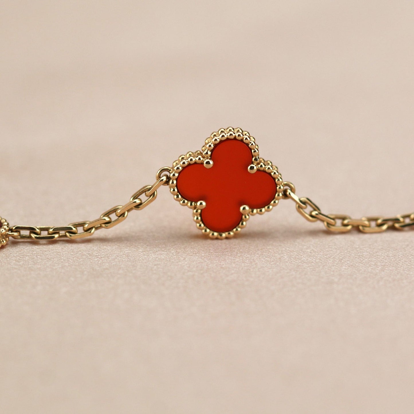 [：Polaidi Jewelry]CLOVER 5 MOTIFS RED AGATE  BRACELET