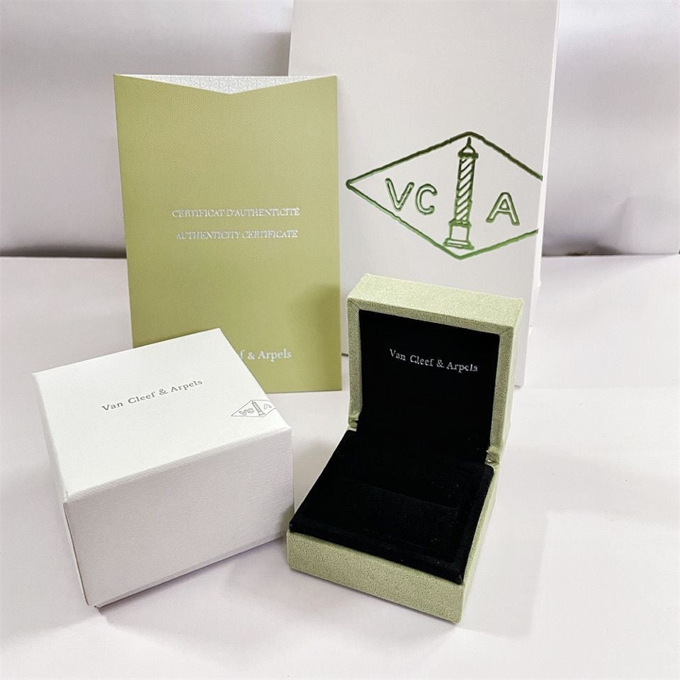[POLAIDI] VA CLOVER BOX GIFT BAG