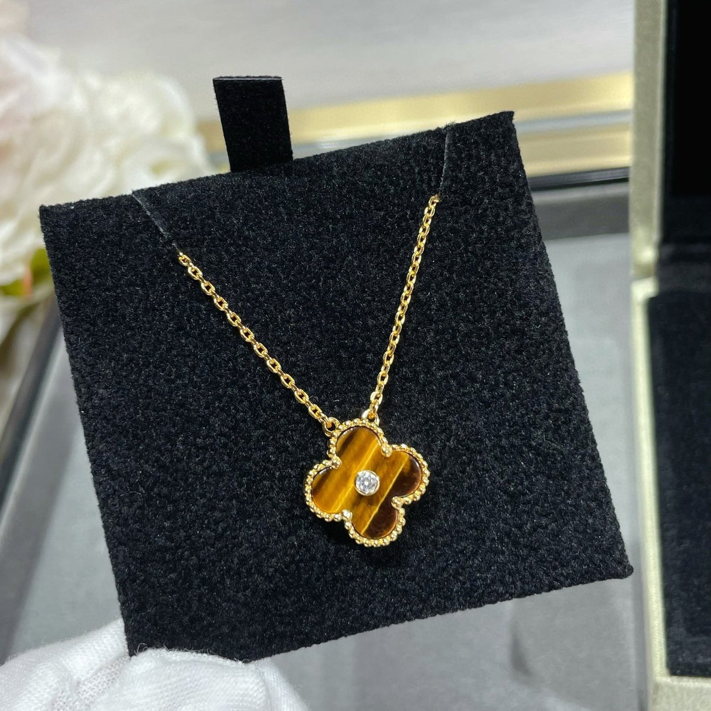 [Polaidi Jewelry]CLOVER 15MM DIAMOND AND YELLOW TIGER'S EYE AGATE necklace