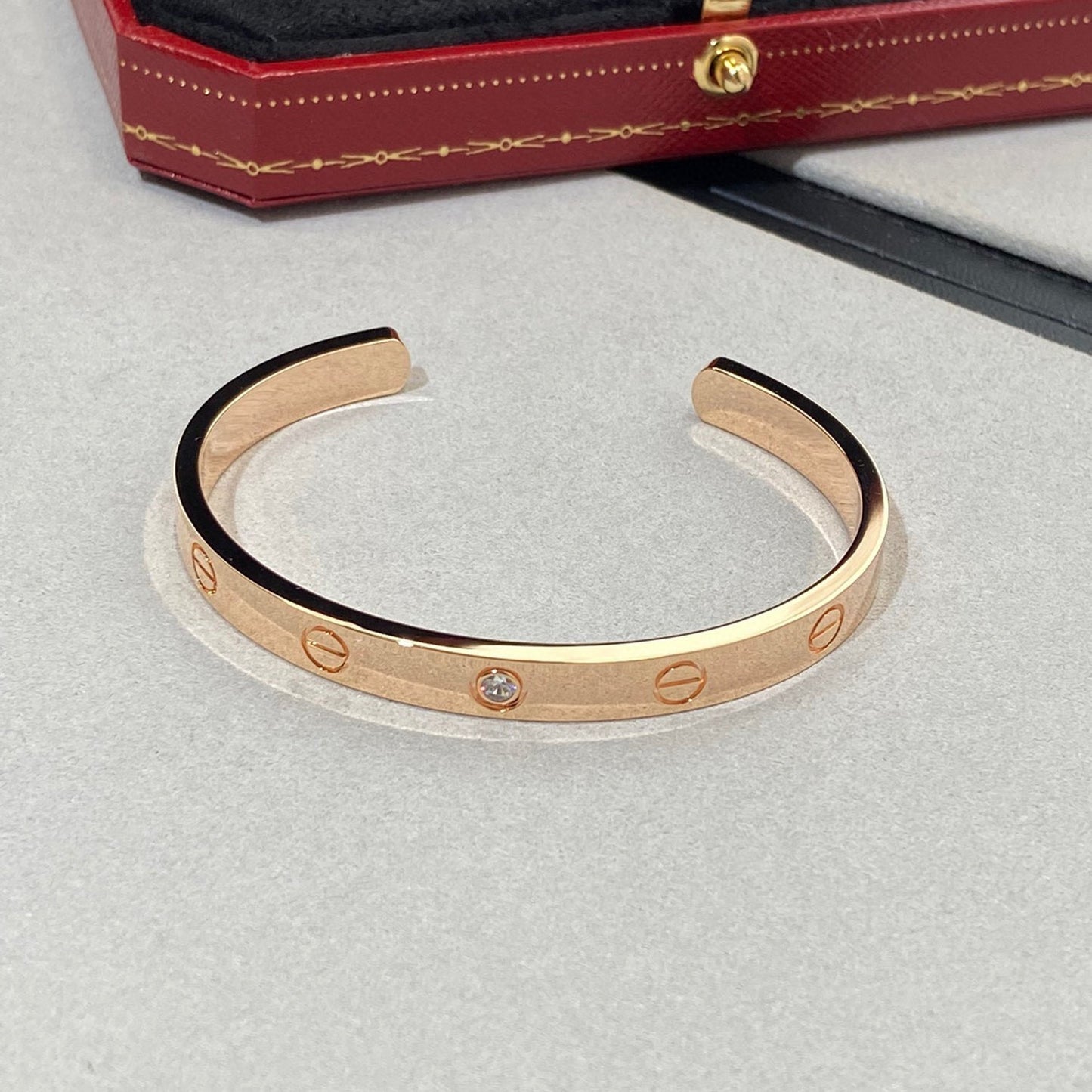 [：Polaidi Jewelry]LOVE BRACELET 6.1MM 1 DIAMOND OPEN CUFF