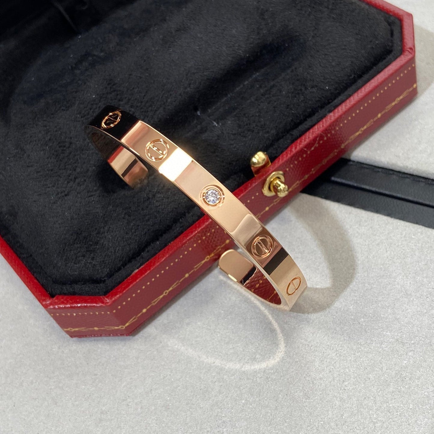 [：Polaidi Jewelry]LOVE BRACELET 6.1MM 1 DIAMOND OPEN CUFF